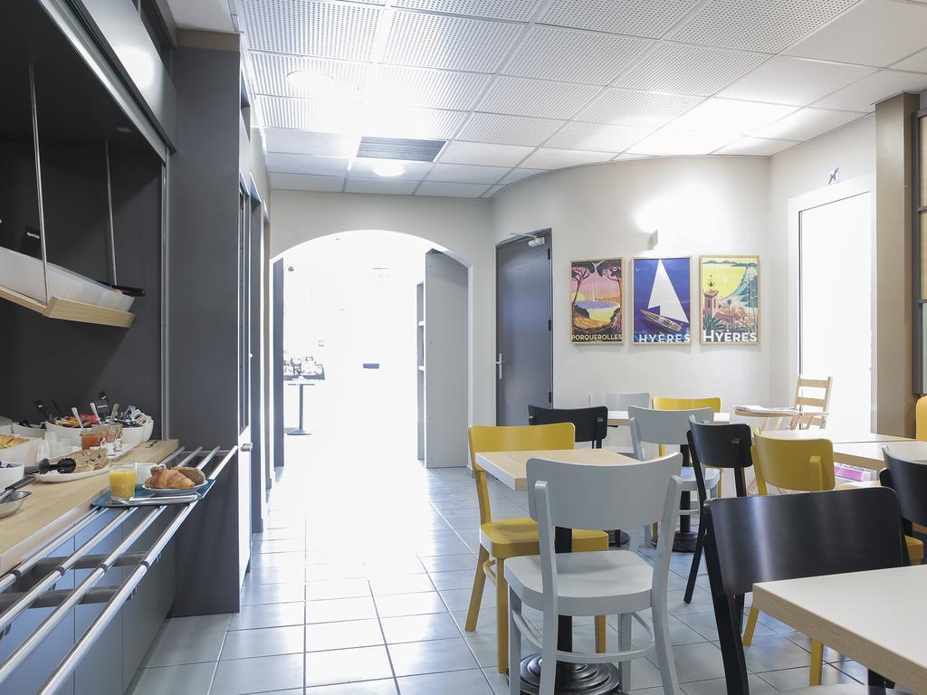 B&B Hotel Hyeres Exterior photo