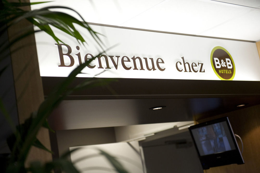 B&B Hotel Hyeres Exterior photo